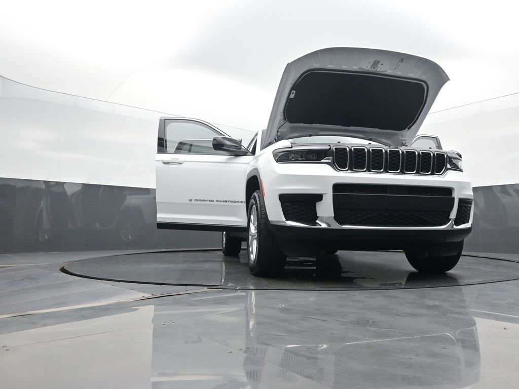 New 2025 Jeep Grand Cherokee L Laredo w/ Luxury Tech Group I image 60
