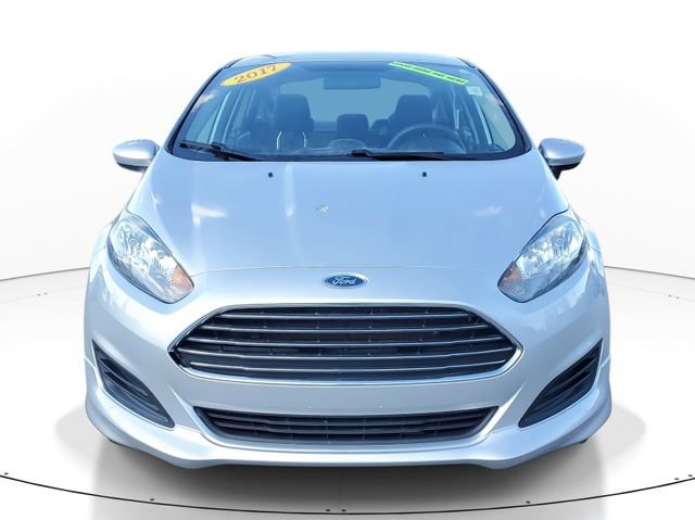Used 2017 Ford Fiesta SE image 2
