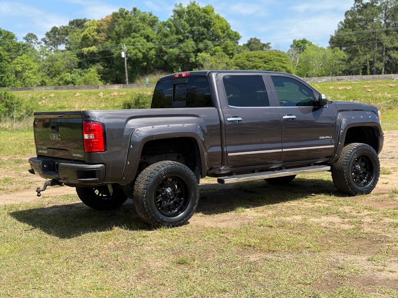 Used 2014 GMC Sierra 1500 Denali w/ Driver Alert Package image 5