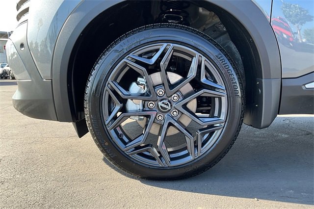 New 2026 Nissan Kicks SR w/ Cold Weather Package image 13