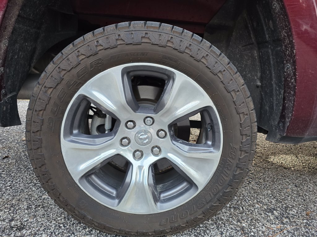 Used 2020 RAM 1500 Laramie AWD/4WD image 20