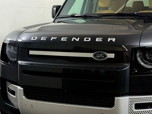 Used 2023 Land Rover Defender 130 First Edition AWD/4WD image 12