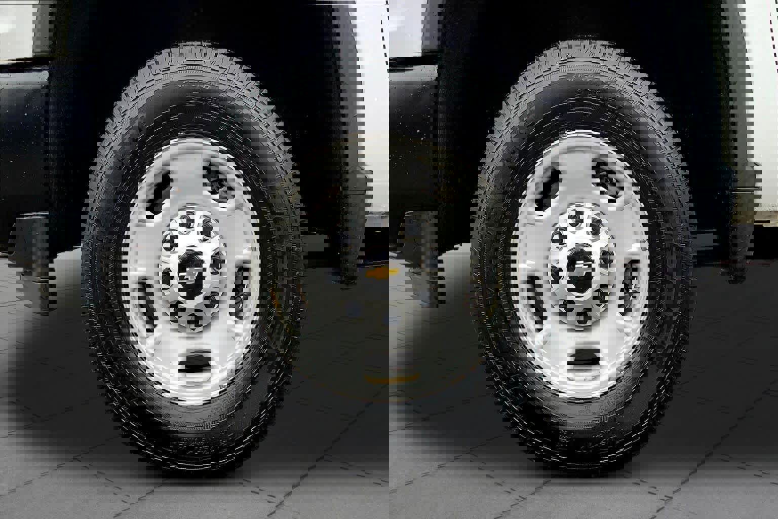 Used 2021 Chevrolet Silverado 2500 W/T w/ WT Convenience Package image 11