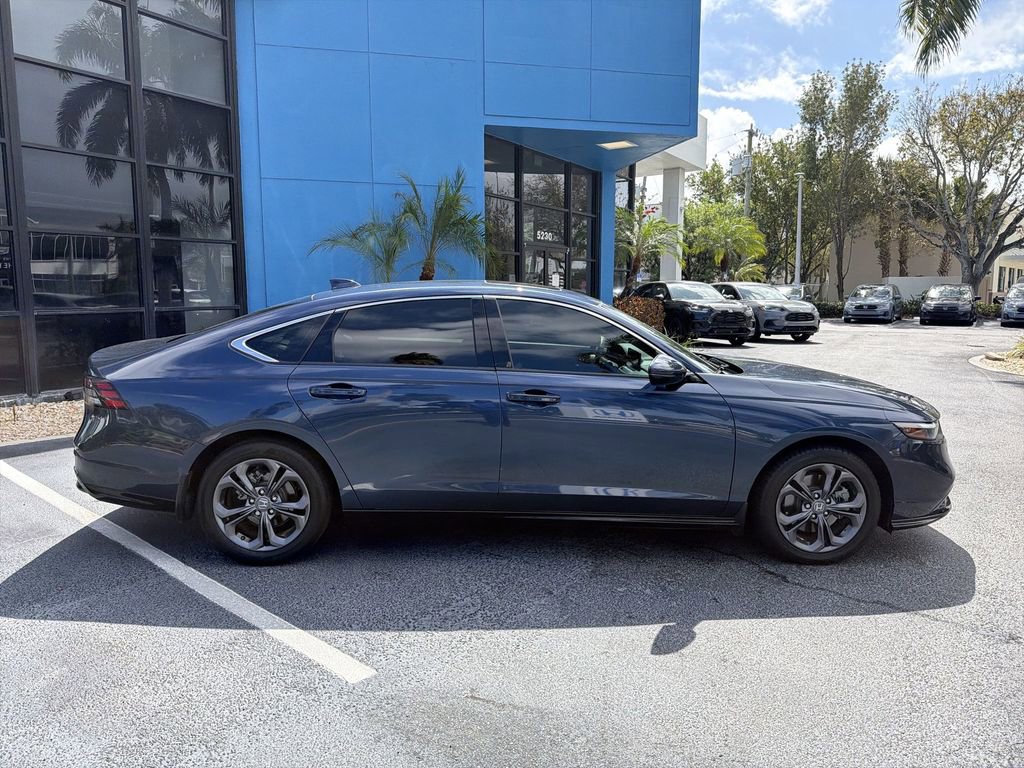 Used 2024 Honda Accord EX-L image 9