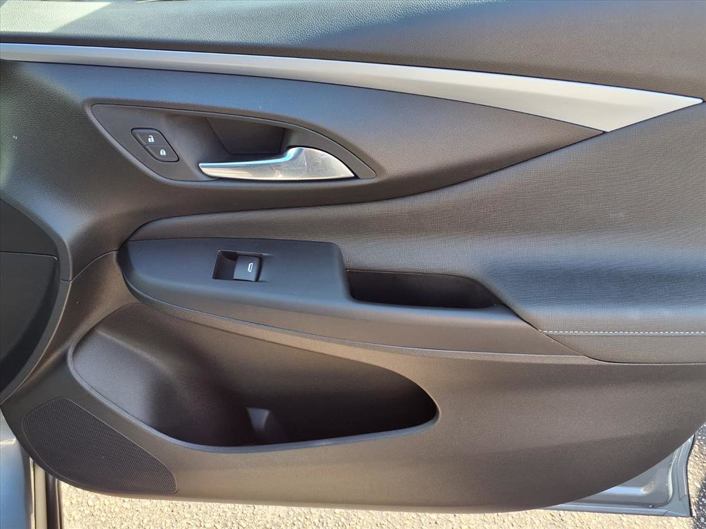 Used 2024 Buick Envista Preferred image 5