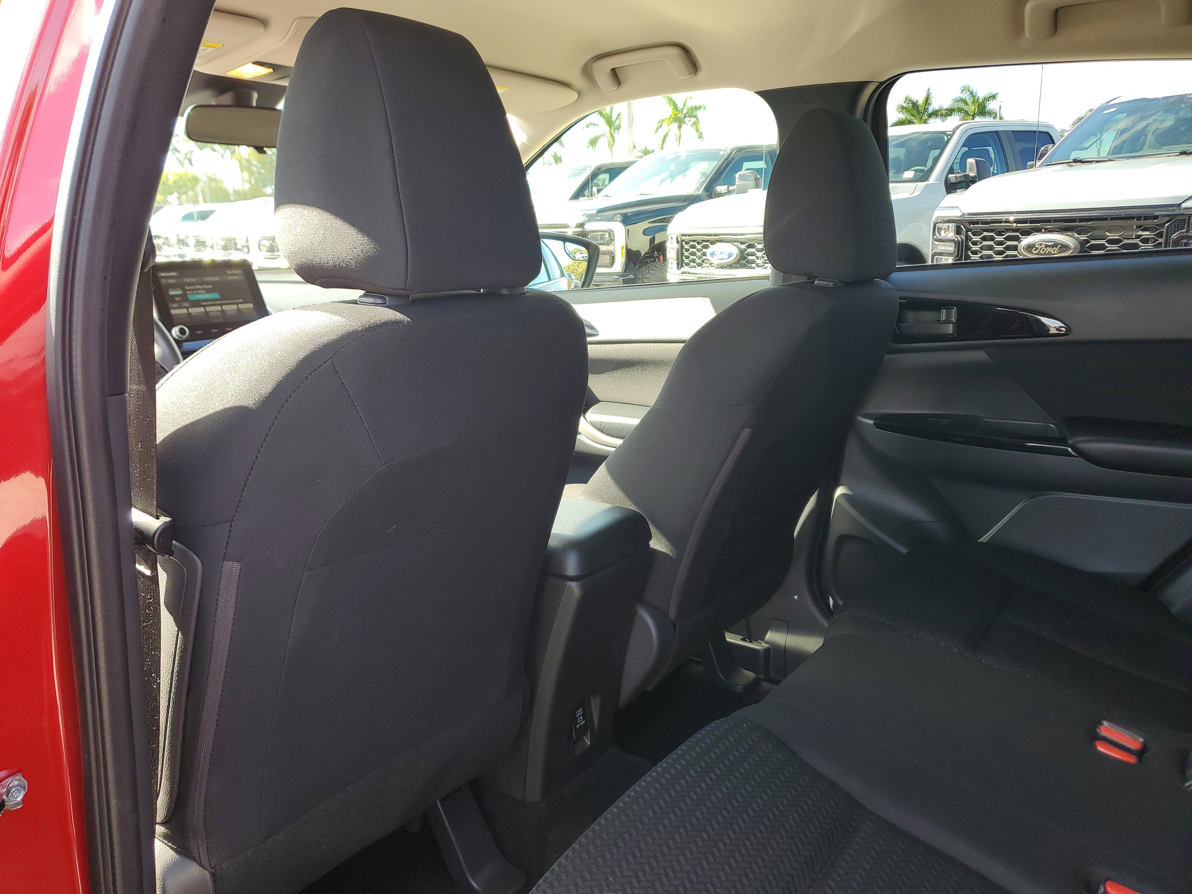 Used 2022 Mitsubishi Eclipse Cross LE image 18