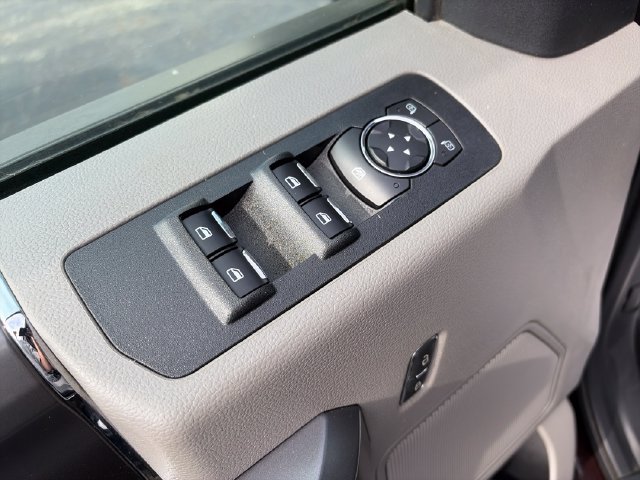 Used 2020 Ford F150 XLT w/ Equipment Group 302A Luxury AWD/4WD image 15