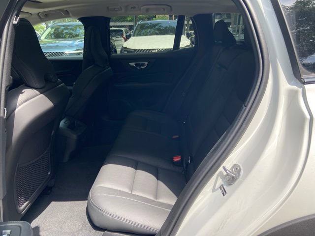 New 2026 Volvo V60 B5 Cross Country Plus w/ Protection Package Premier AWD/4WD image 14