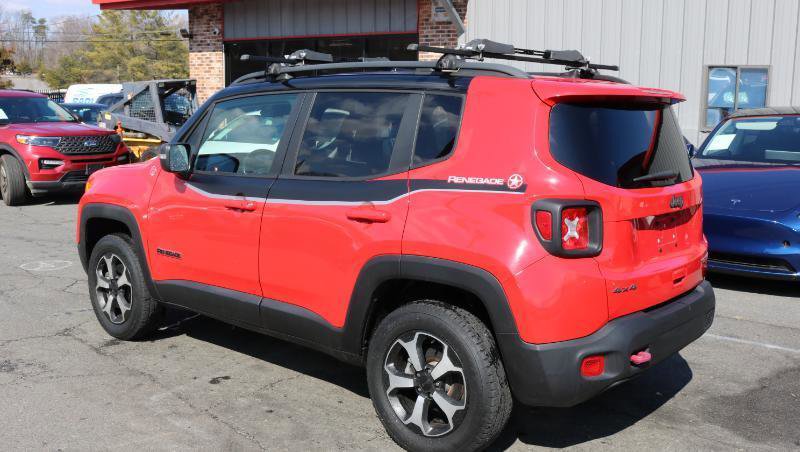 Used 2019 Jeep Renegade Trailhawk w/ Cold Weather Group II image 5