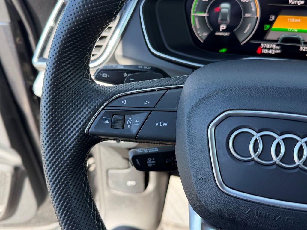 Used 2023 Audi Q5 e Premium Plus w/ Premium Plus Package image 32