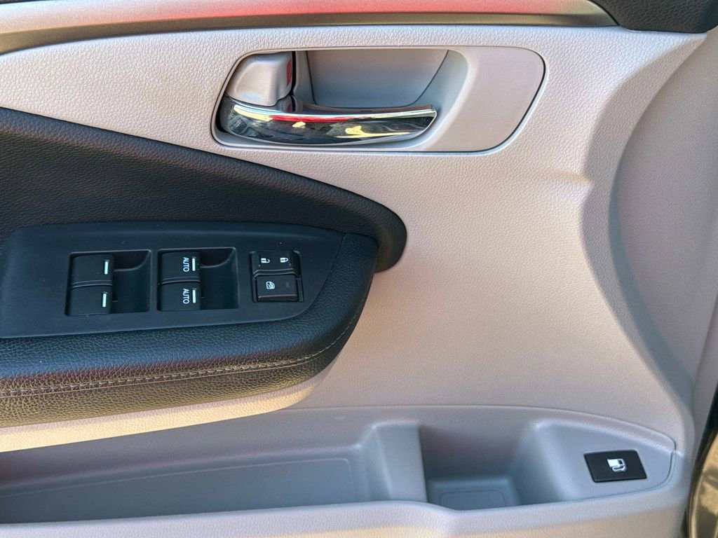 Used 2019 Honda Ridgeline RTL image 18