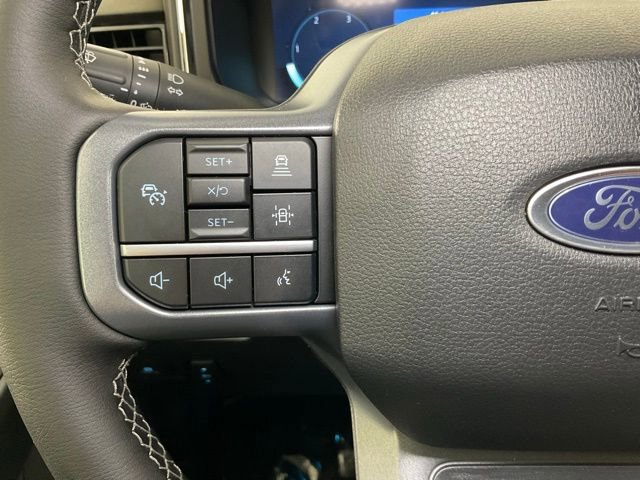 New 2026 Ford F250 Lariat w/ Black Appearance Package image 24