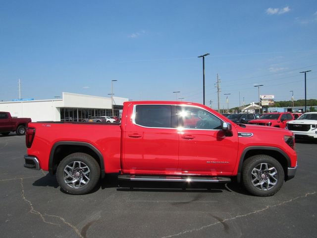 New 2024 GMC Sierra 1500 SLE w/ Preferred Package image 2