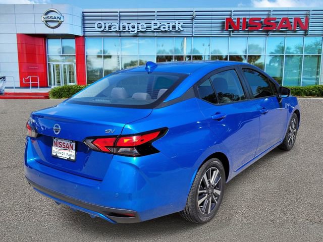 Used 2021 Nissan Versa SV FWD image 2