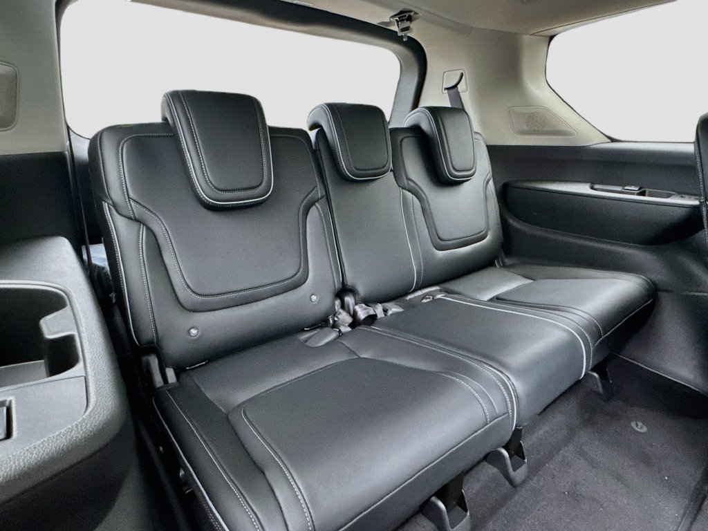 New 2027 INFINITI QX80 Luxe w/ Cargo Package AWD/4WD image 29