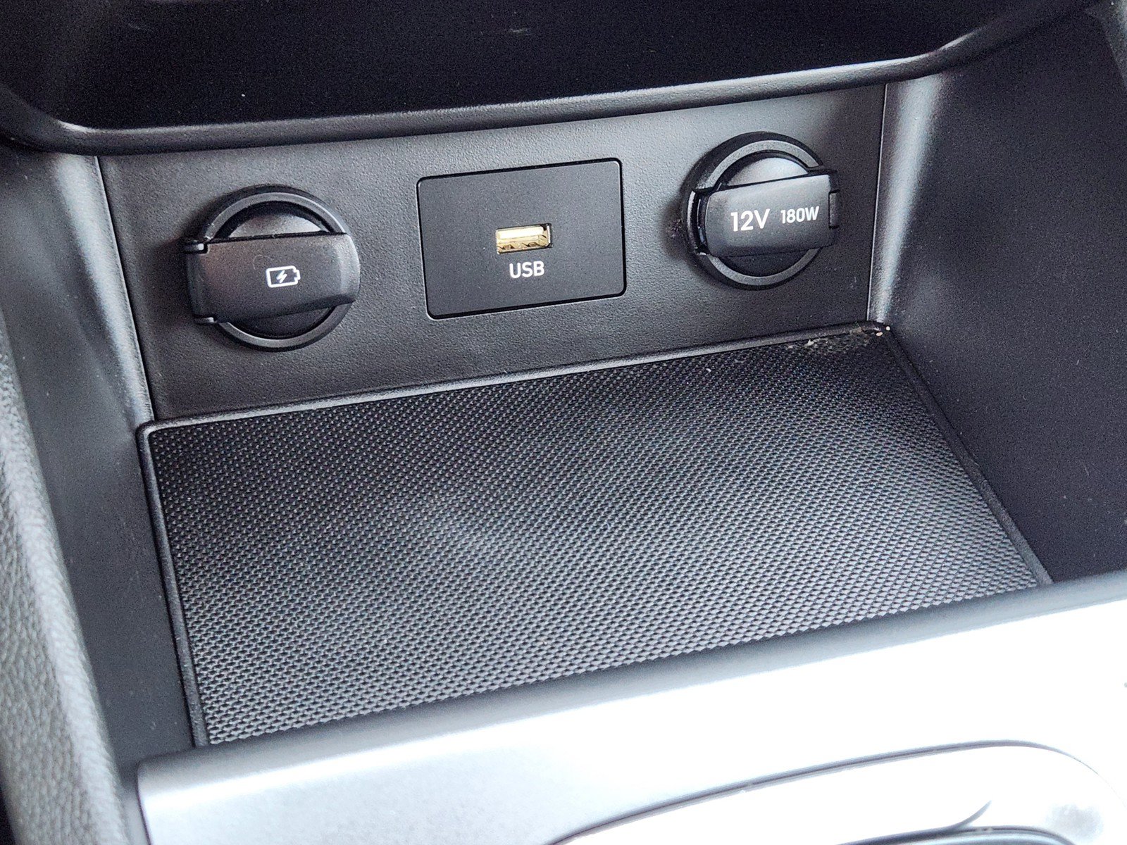 Used 2022 Hyundai Kona SEL FWD image 16