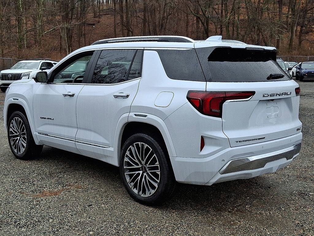 Used 2026 GMC Terrain Denali w/ LPO, Floor Liner Package image 4