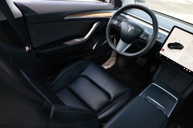 Used 2022 Tesla Model 3 RWD image 23