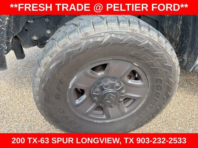 Used 2024 RAM 2500 Tradesman w/ Chrome Appearance Group AWD/4WD image 4