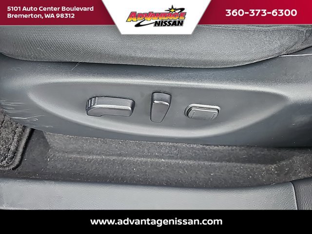 Used 2020 Nissan Leaf SV w/ SV Technology Package image 11