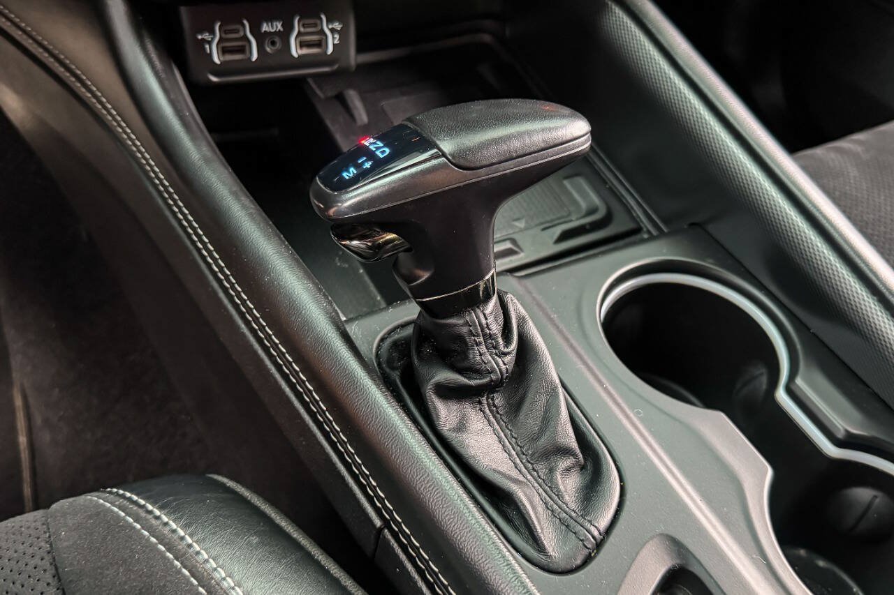 Used 2021 Dodge Durango SRT w/ Technology Group AWD/4WD image 37