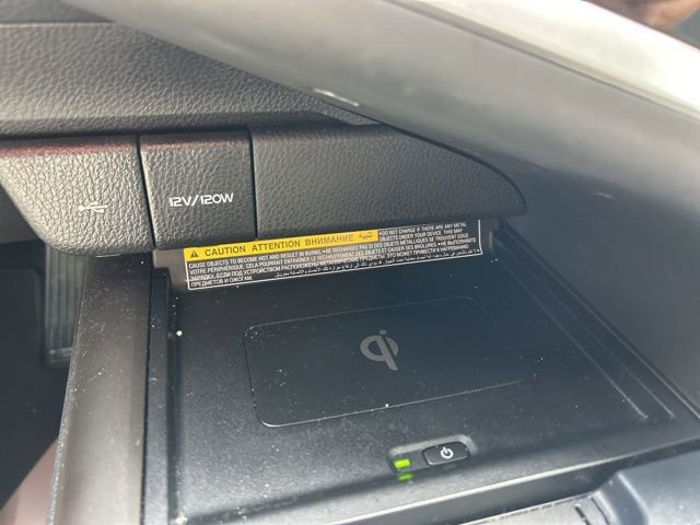 Used 2021 Toyota Camry XSE FWD image 14