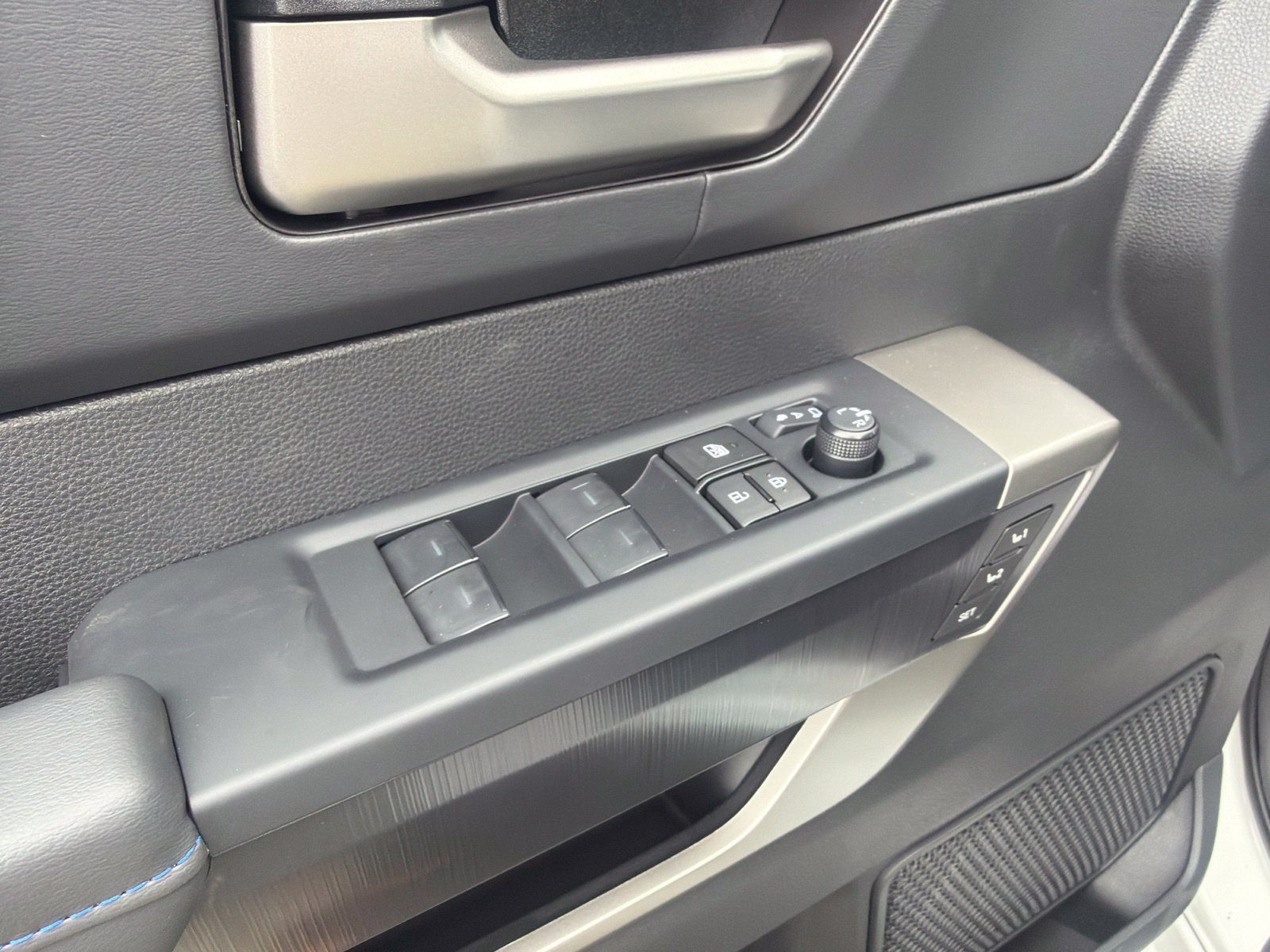 New 2026 Toyota Tundra Platinum AWD/4WD image 15
