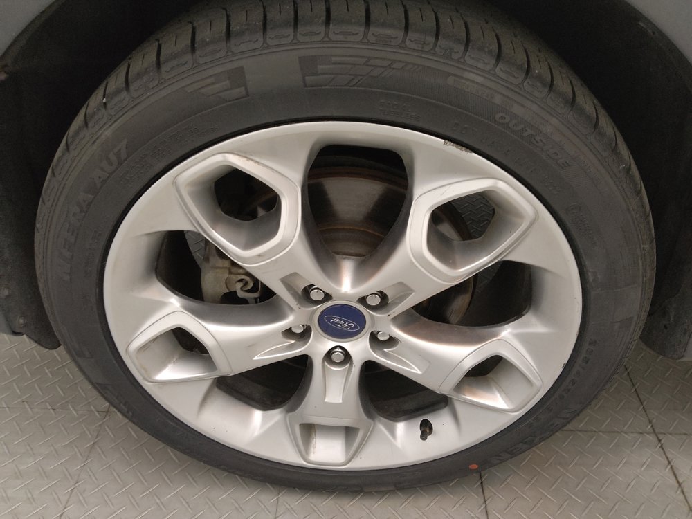 Used 2016 Ford Escape Titanium w/ Equipment Group 301A AWD/4WD image 31