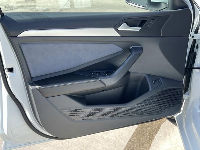 New 2026 Volkswagen Jetta SE image 9