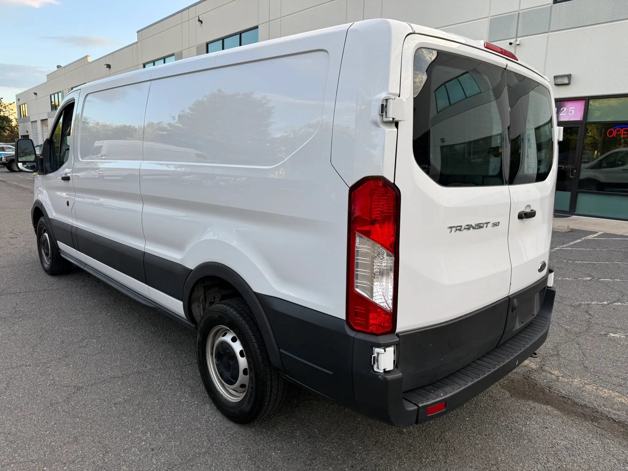 Used 2021 Ford Transit 150 Low Roof RWD image 9