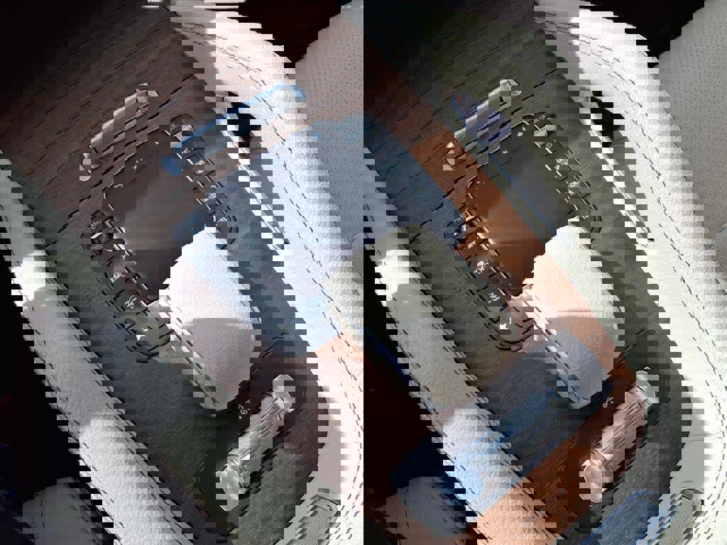 Used 2022 Mercedes-Benz GLS 450 4MATIC image 21