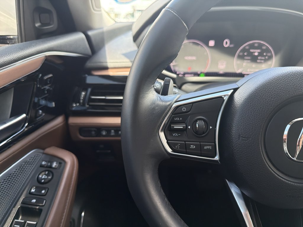 Used 2024 Acura MDX w/ Technology Package FWD image 31