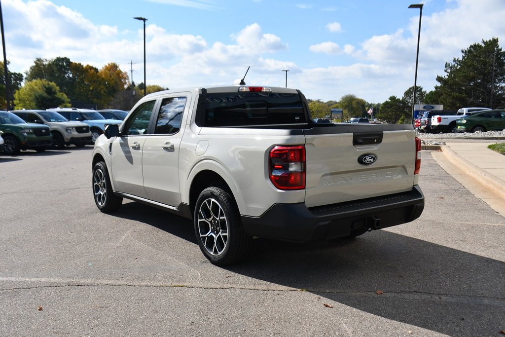 New 2025 Ford Maverick Lariat image 4