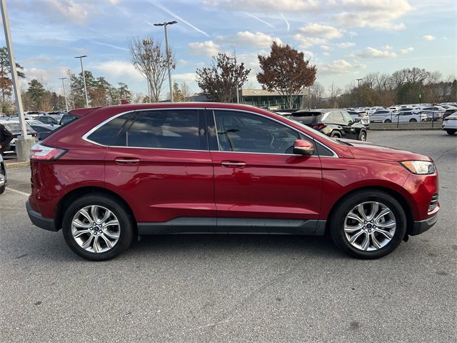 Used 2019 Ford Edge Titanium image 8