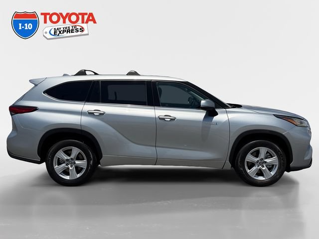 Certified 2020 Toyota Highlander LE FWD image 6