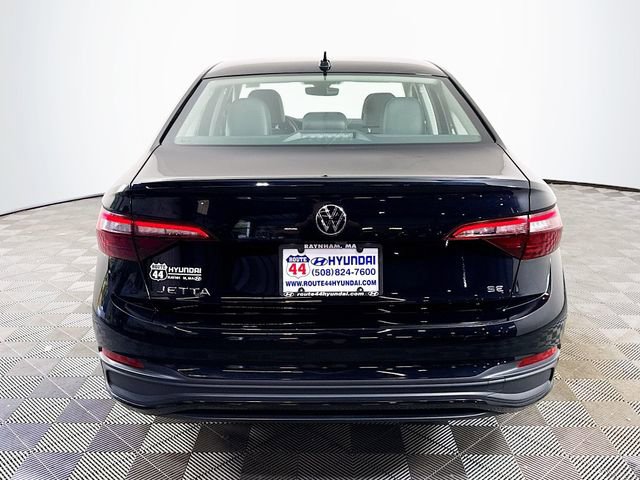 Used 2024 Volkswagen Jetta SE image 22