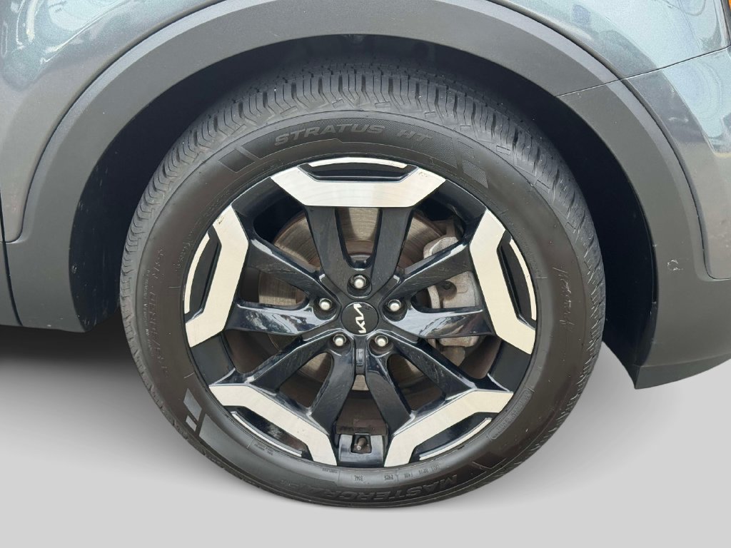 Used 2023 Kia Telluride S AWD/4WD image 9