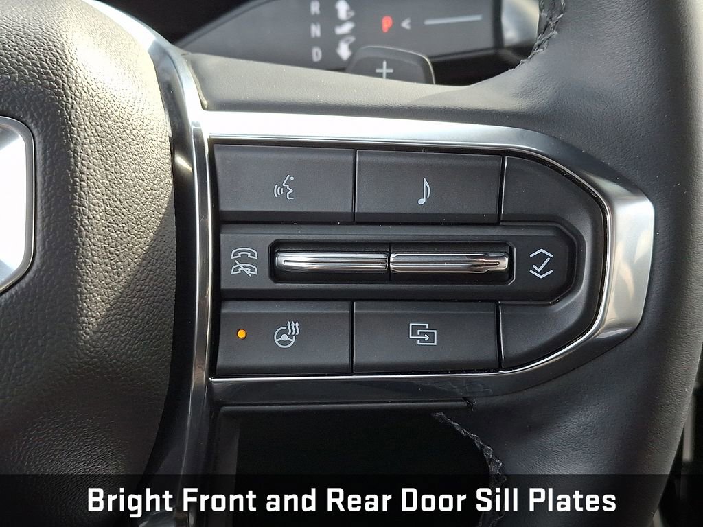 Used 2025 GMC Yukon Denali image 27