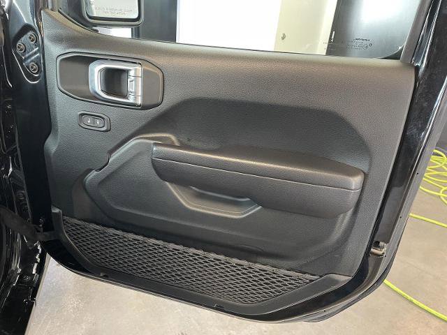 Used 2021 Jeep Wrangler Unlimited Sport image 17