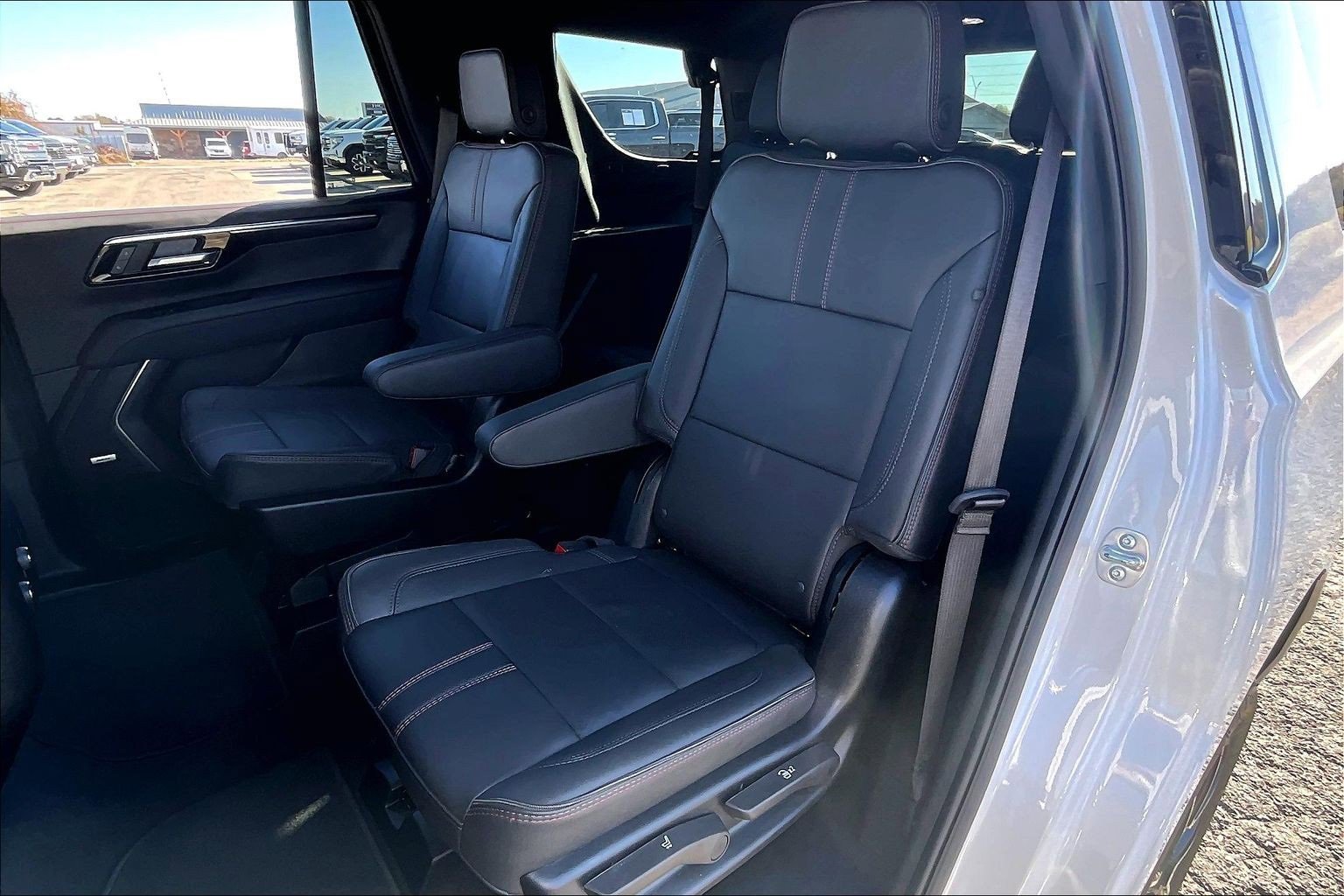 Used 2025 Chevrolet Tahoe RST w/ Comfort Package image 28