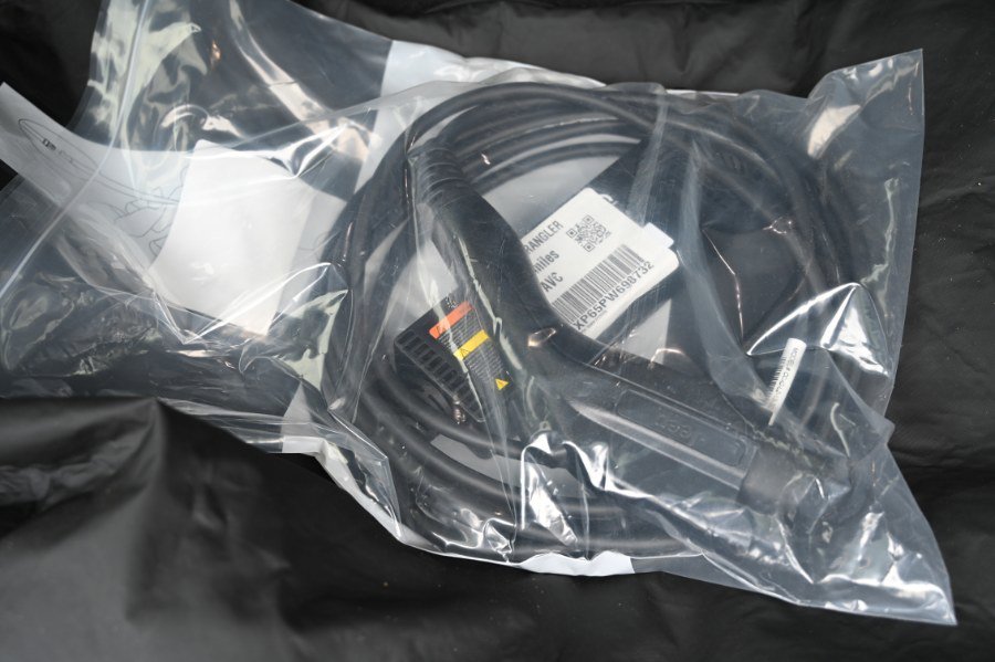 Used 2023 Jeep Wrangler Sahara image 23