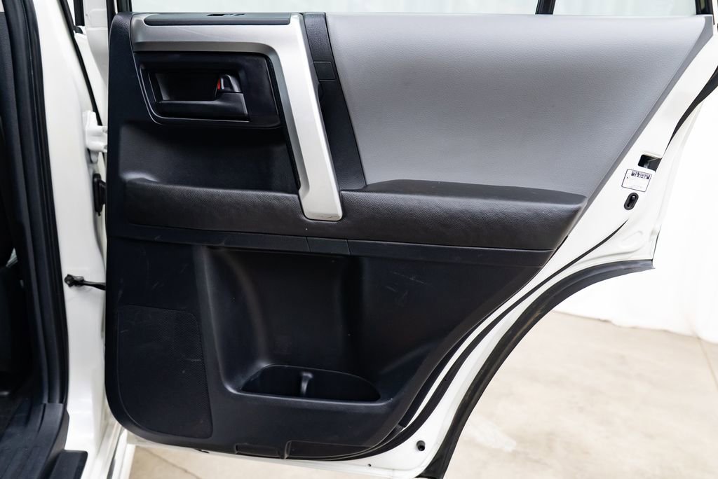 Used 2010 Toyota 4Runner SR5 image 25