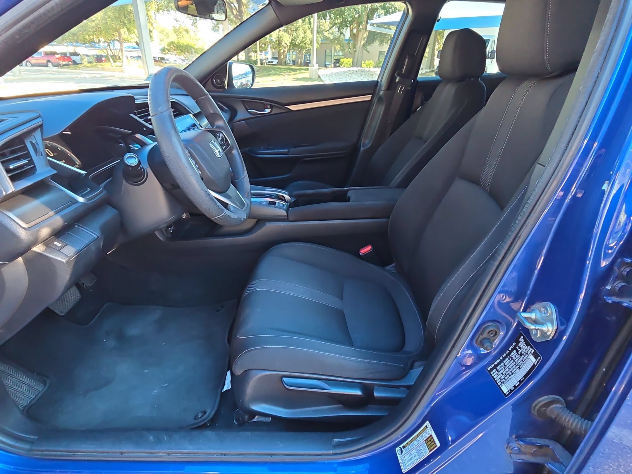 Used 2018 Honda Civic EX image 9