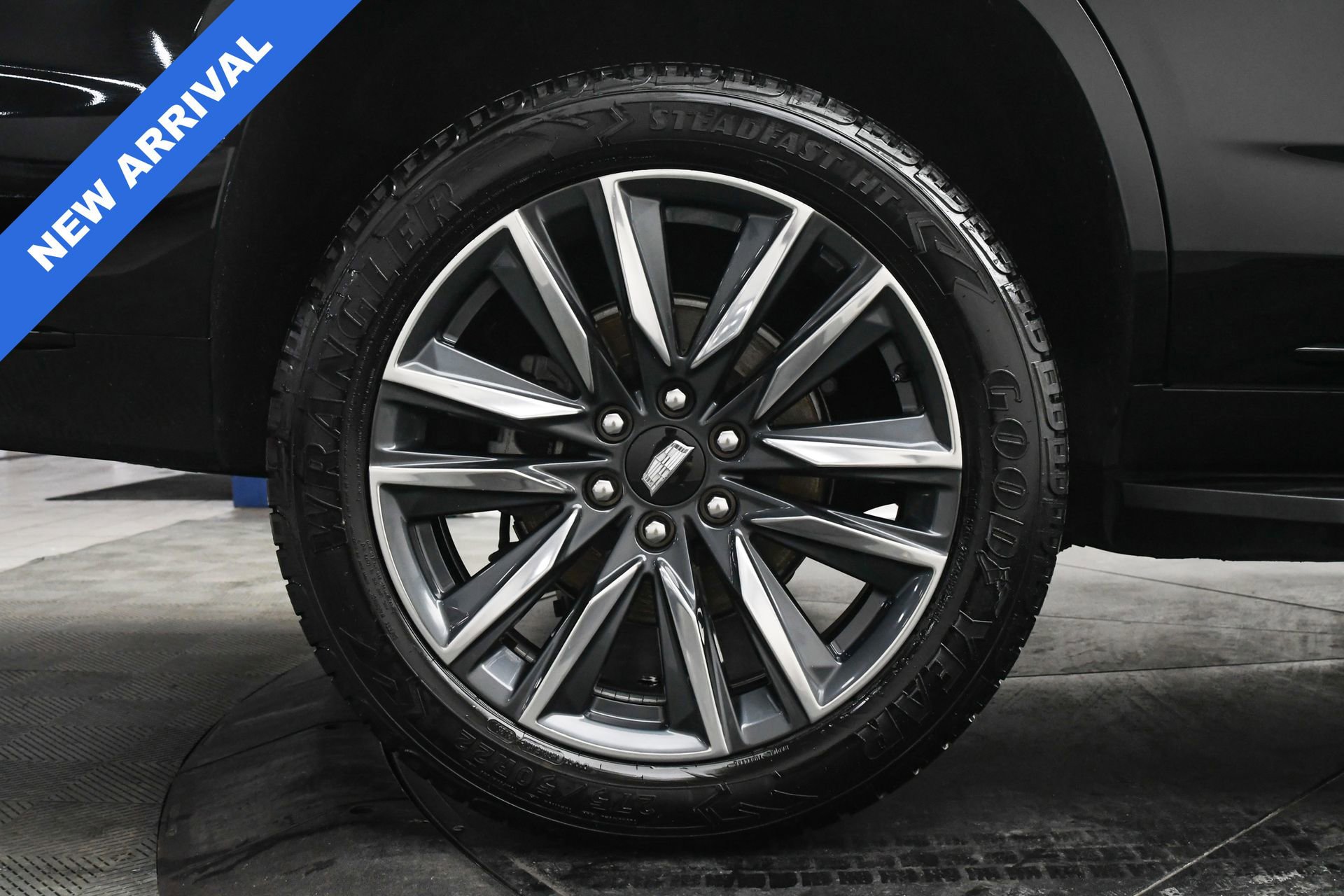 Used 2024 Cadillac Escalade Sport image 36