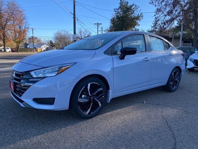 New 2025 Nissan Versa SR w/ Trunk Package image 1