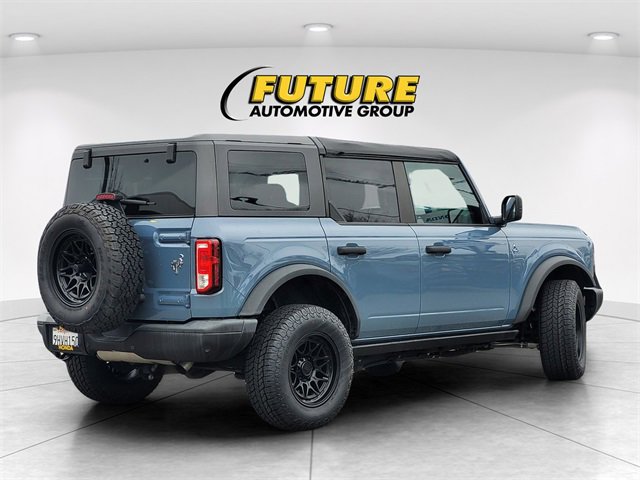 Used 2023 Ford Bronco Black Diamond image 4