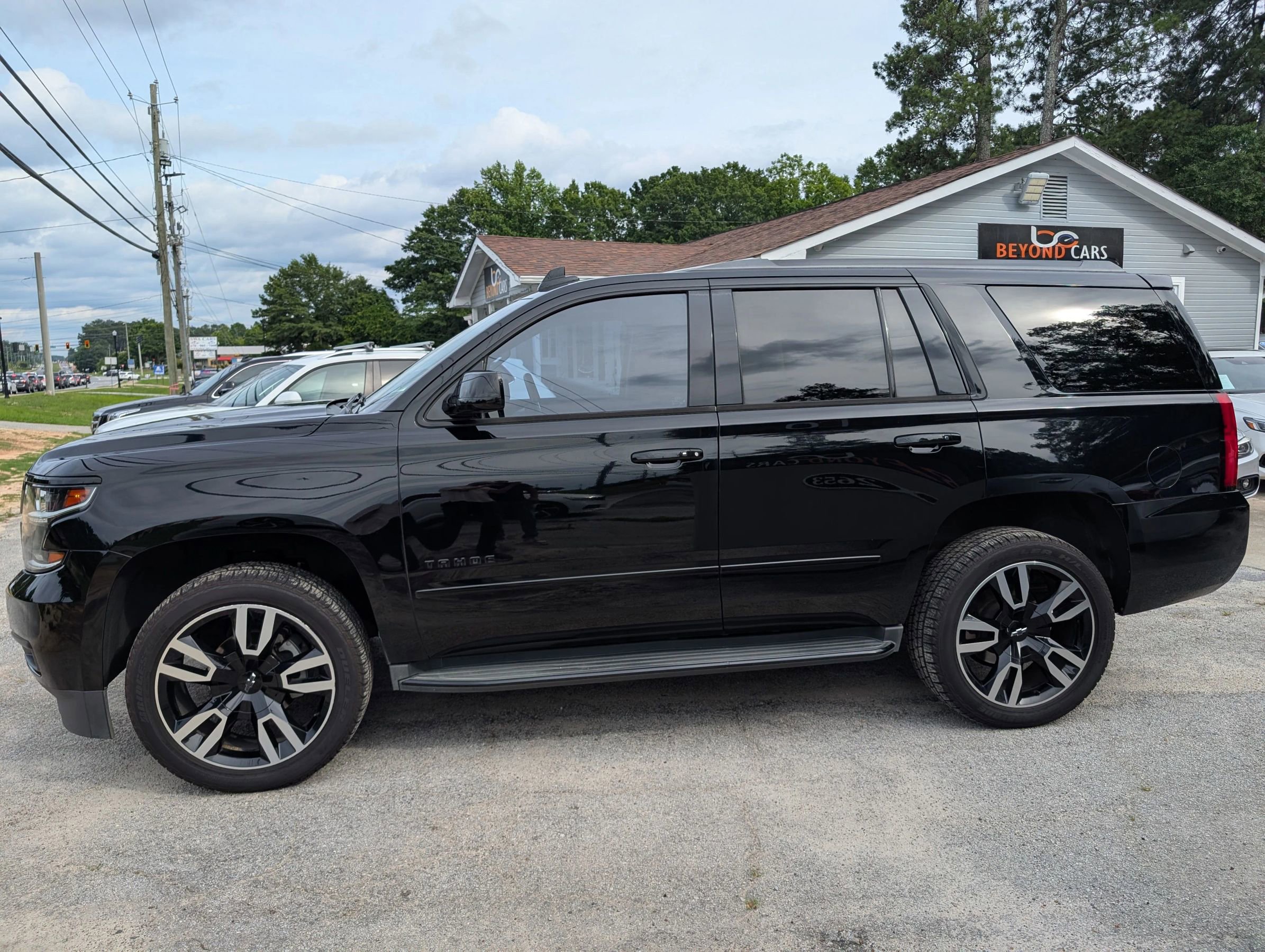 Used 2018 Chevrolet Tahoe Premier RWD image 5