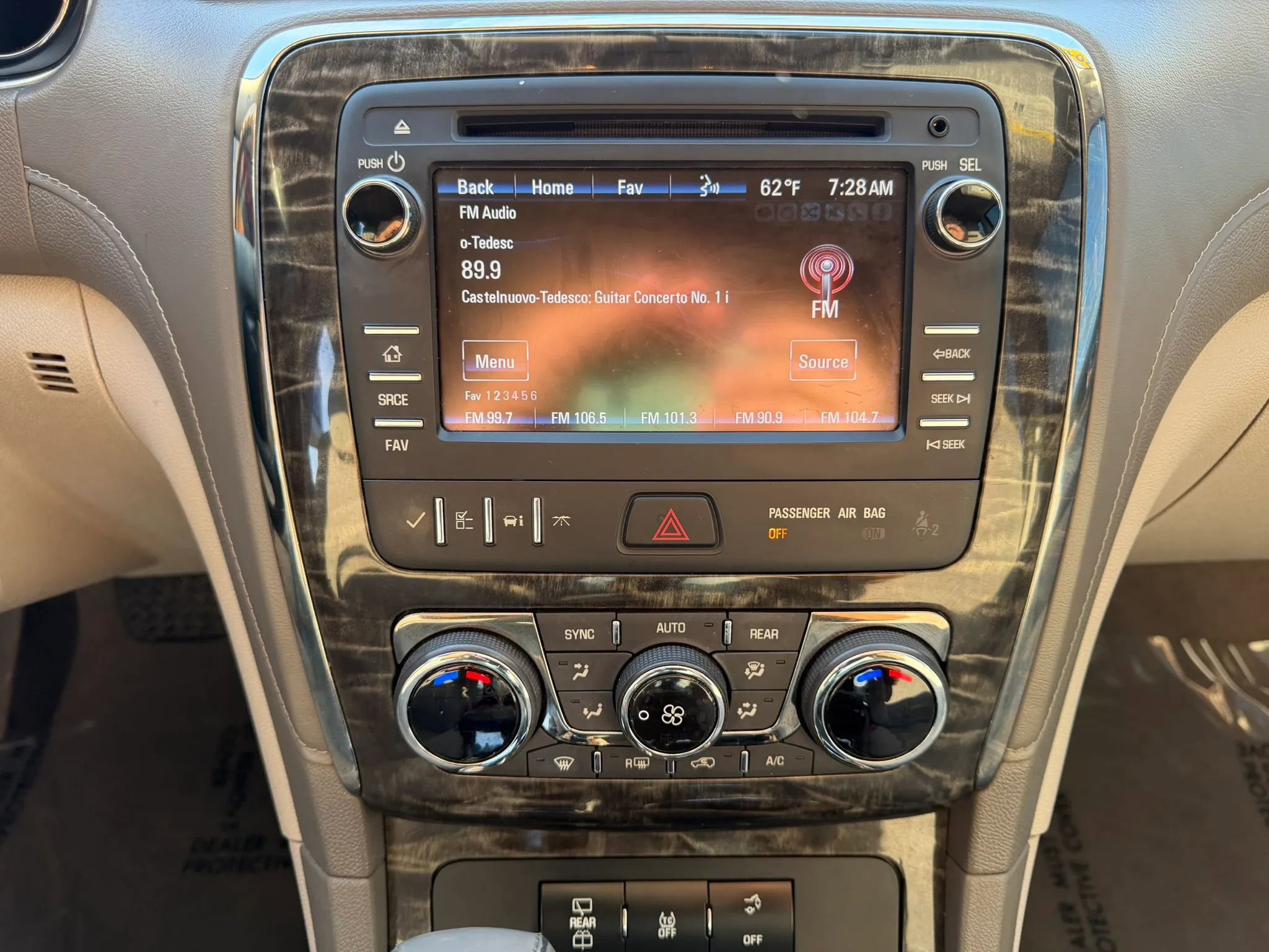 Used 2014 Buick Enclave Convenience FWD image 20