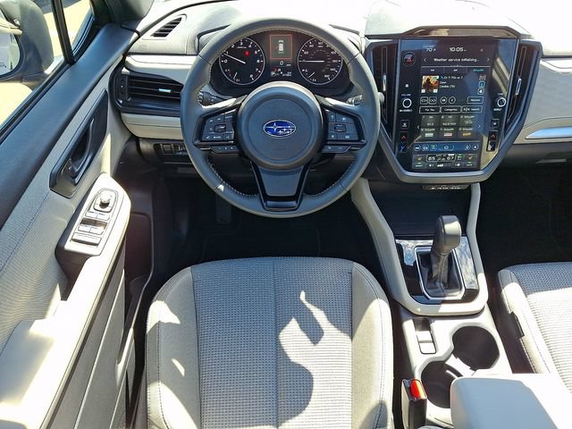 Used 2025 Subaru Forester Premium AWD/4WD image 12