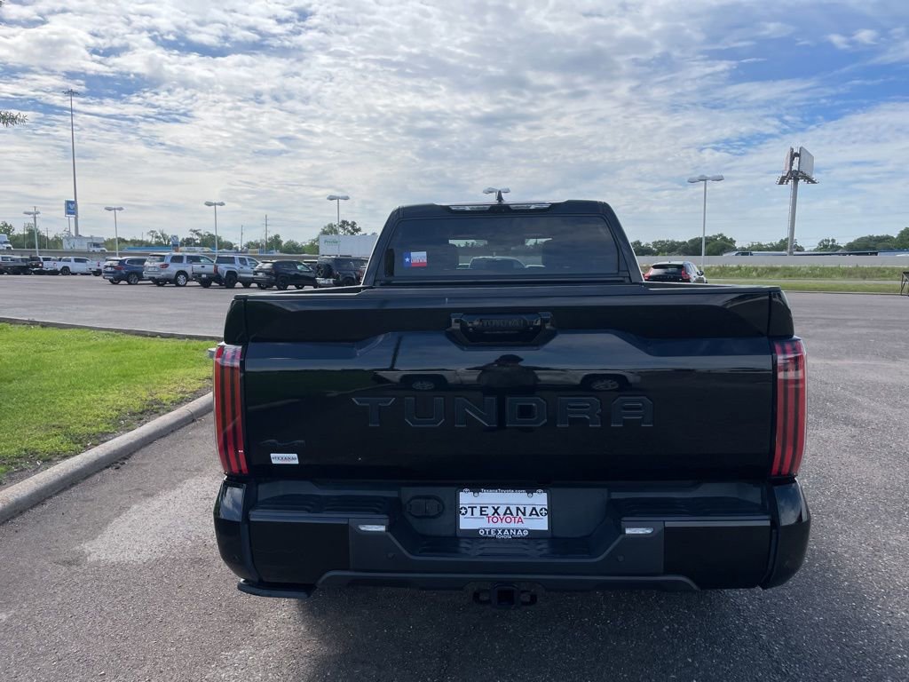 Used 2023 Toyota Tundra Platinum AWD/4WD image 8